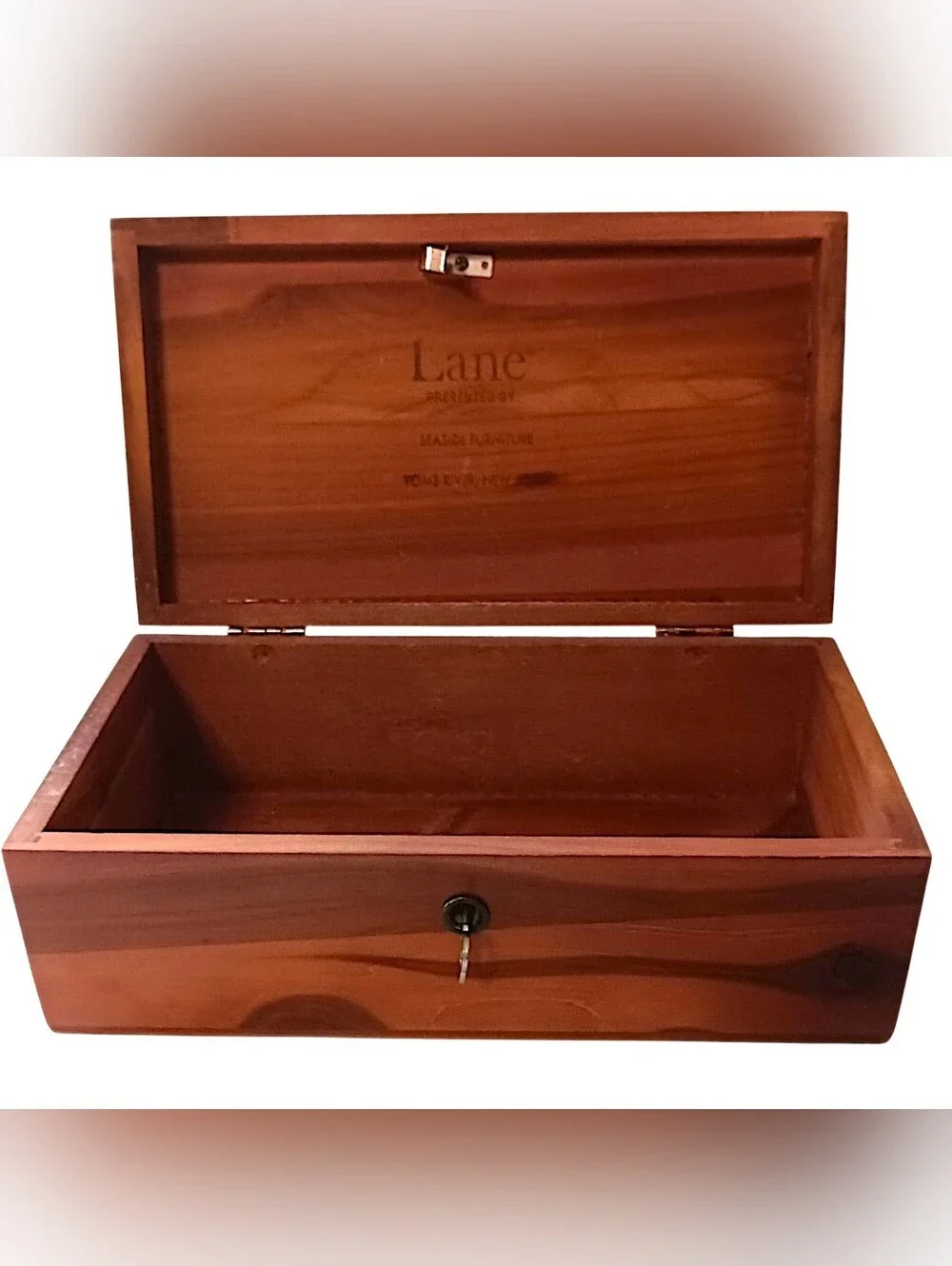 Vintage Lane Mini Cedar Hope Chest Jewelry Trinket Box Salesman Sample Has Key